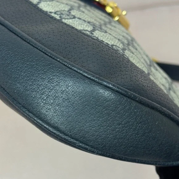 Gucci Jackie Vintage Black and Red Shoulder Bag - Picture 10 of 16